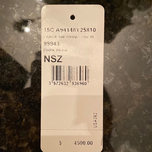 RARE - Authentic CHANEL - Limited Edition - Quilted Lambskin GST /500 - Picture 14 of 16